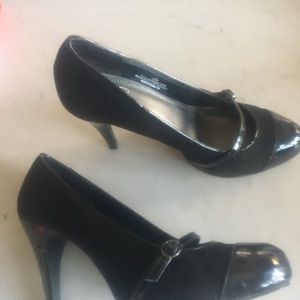 Mary Jane Pumps